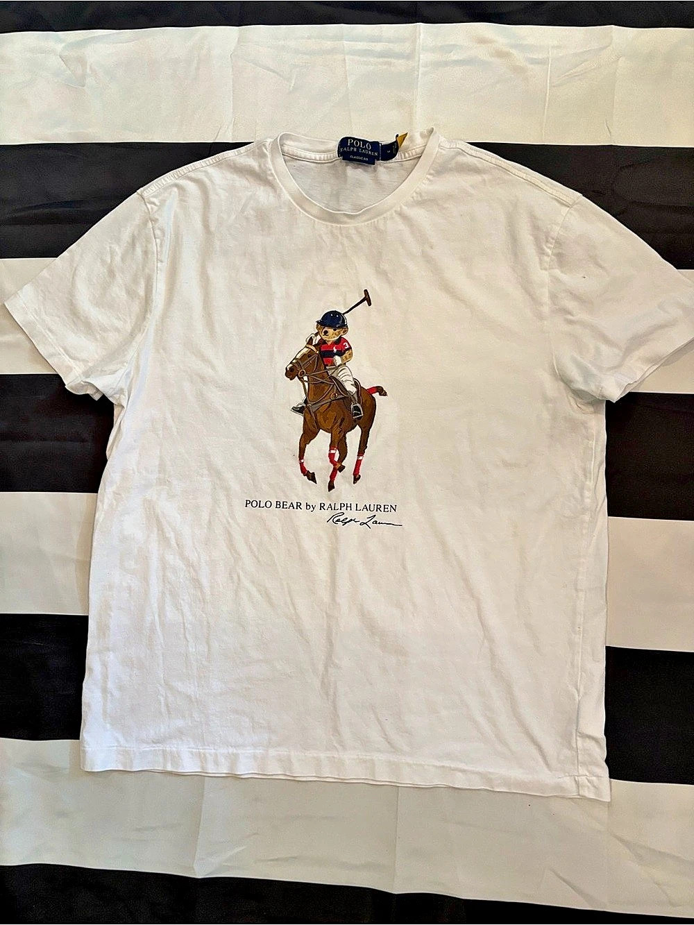 Polo Ralph Lauren Classic Fit Graphic Tee Graphic T-Shirt White Size Medium